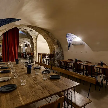 Vertigo Hostel-3